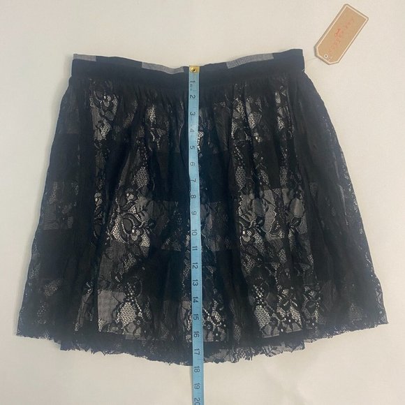 Copper Key Lace Plaid Mini Skirt A Line Black White Dressy Or Casual Sz M - Picture 10 of 15